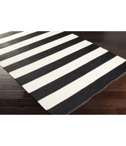 Livabliss Picnic PIC4005 Black Cream Area Rug 2 ft. 6 in. X 8 ft. Runner