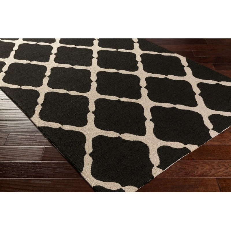 Surya Rain Black RAI-1244 2ft.6in. x 8ft. Rect. Rug