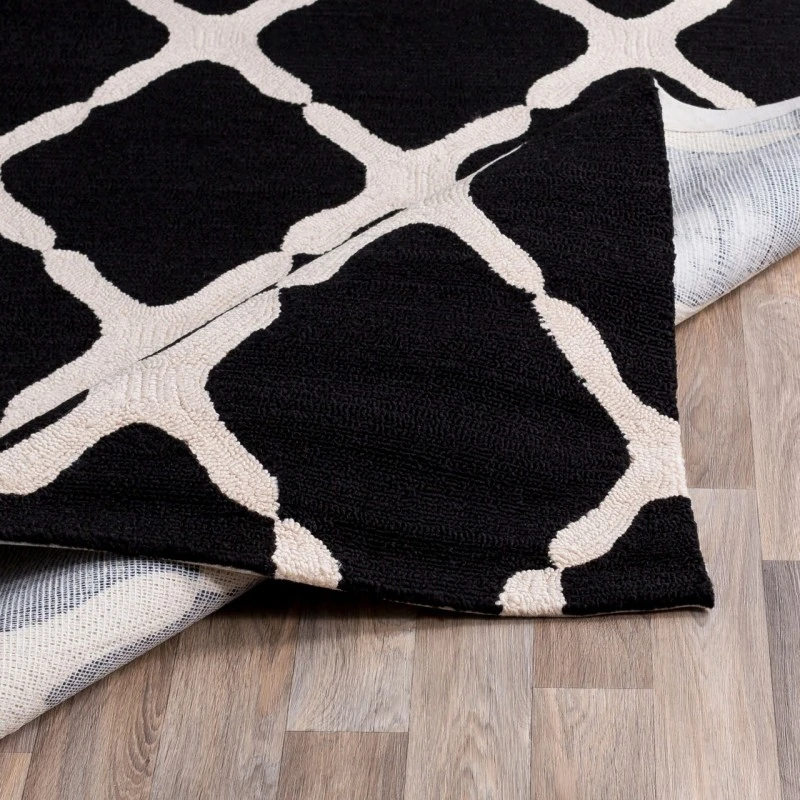Surya Rain Black RAI-1244 2ft.6in. x 8ft. Rect. Rug
