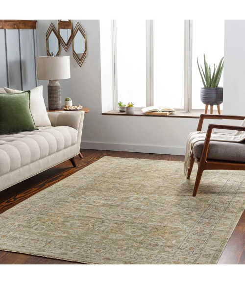 Surya Reign REG-2303 6  x 9  Rug