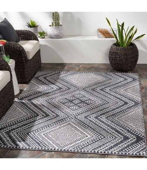 Surya Ariana RIA-2301 Area Rug