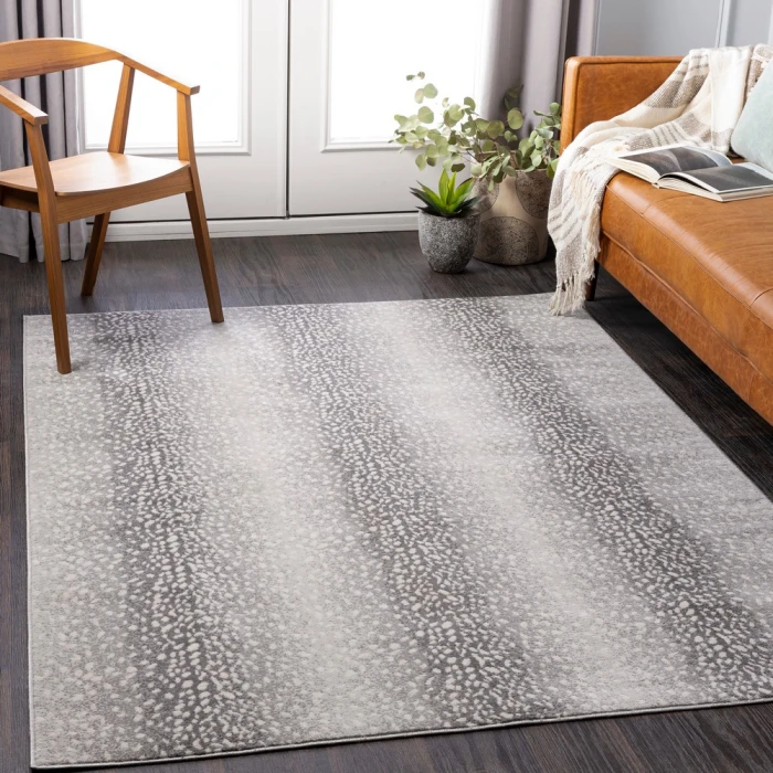 Livabliss Roma ROM-2373 6 7 x 9  Rug