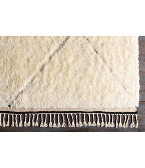 Surya Sahara SAH-2302 2  x 3  Rug