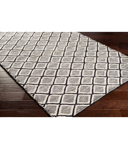 Surya Santa Barbara SBB-2300 8'10" x 12' Rug