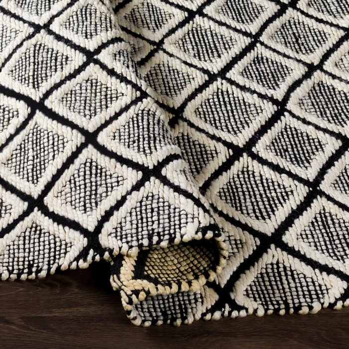 Surya Santa Barbara SBB-2300 3' x 5' Rug