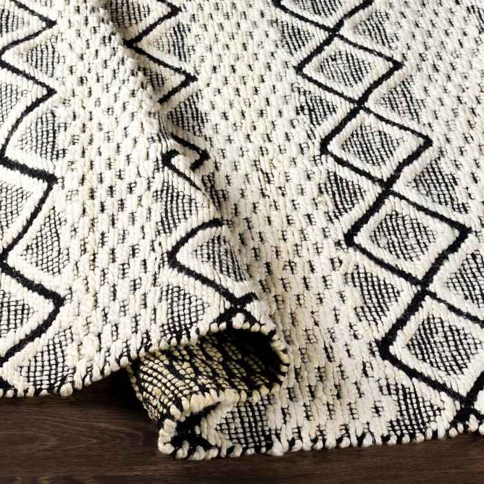 Surya Santa Barbara SBB-2301 8' x 10' Rug