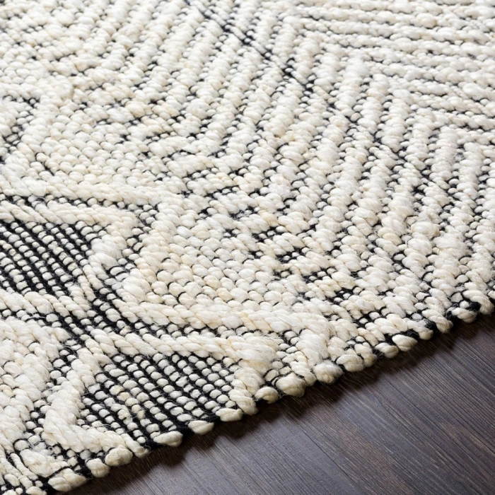 Surya Santa Barbara SBB-2303 5' x 7'6" Rug