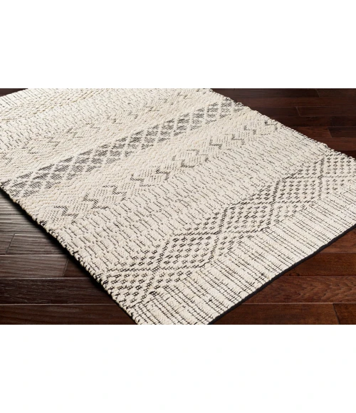 Surya Santa Barbara SBB-2304 2'6" x 8' Rug