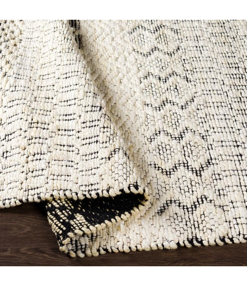 Surya Santa Barbara SBB-2304 2'6" x 8' Rug