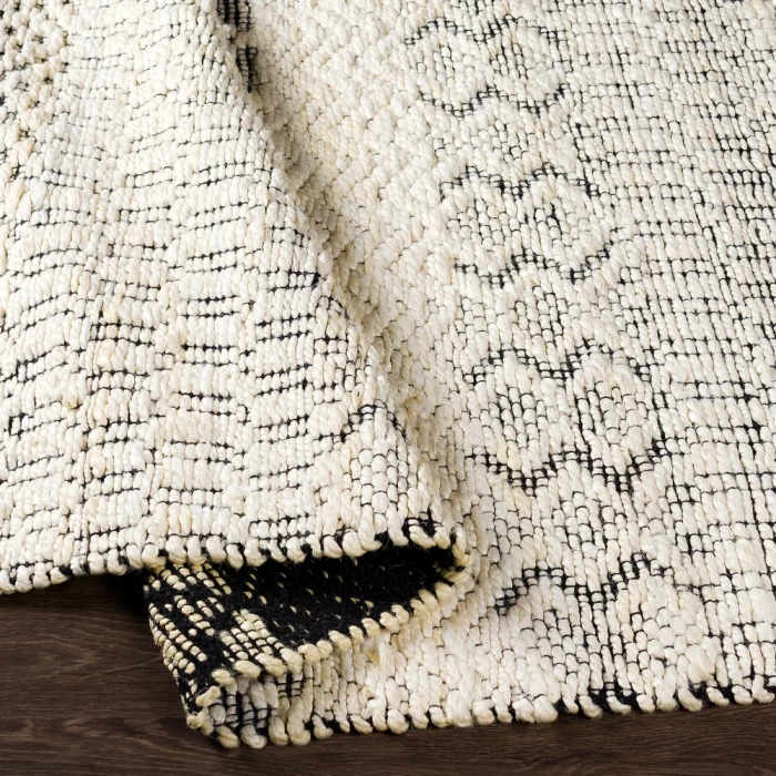 Surya Santa Barbara SBB-2304 2'6" x 8' Rug
