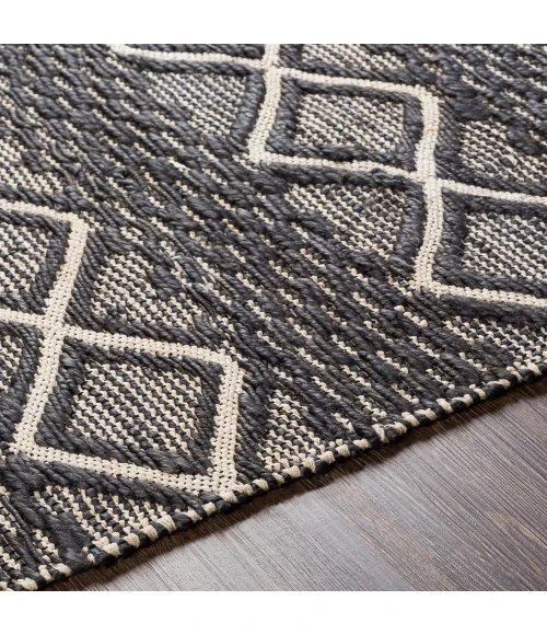 Surya Santa Barbara SBB-2308 2'6" x 8' Rug