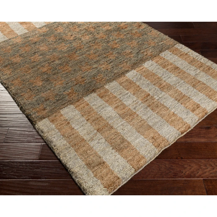 Surya Scarborough Gray SCR-5155 2 ft. 6 in. X 8 ft. Rect. Rug