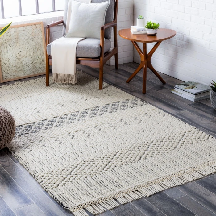 Surya Saint Clair SIC-2302 2  x 3  Rug