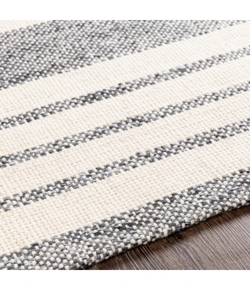 Livabliss Tartan TAR-2303 8  x 10  Rug