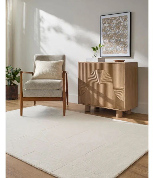 Livabliss Taraash Ivory TRH-2307 5 ft. X 7 ft. 6 in. Rect. Rug