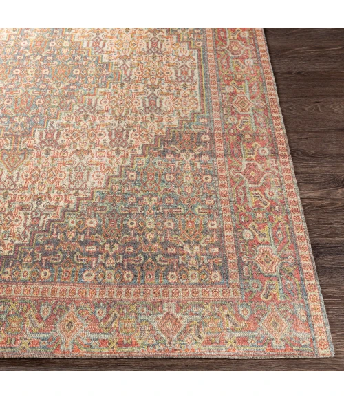 Surya Unique UNQ-2310 2'6" x 4' Rug