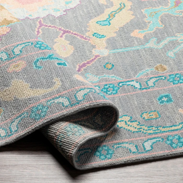 Surya Ushak USK-2300 2  x 3  Rug