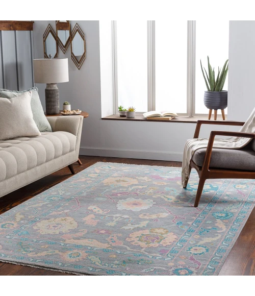 Surya Ushak USK-2300 6  x 9  Rug
