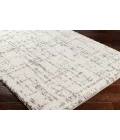 LIVABLISS Ultra Shag White UTG-2304 5ft.3in. x 7ft. Rect. Rug