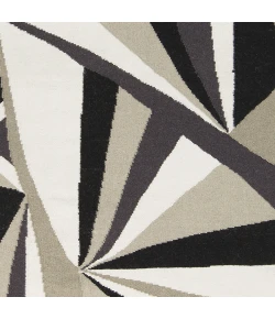 Surya Voyages Medium Gray VOY-54 2 ft. 6 in. X 8 ft. Rect. Rug