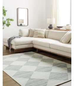 Vivir Antho Ivory VVAT-2303 2 ft. X 3 ft. Rect. Rug