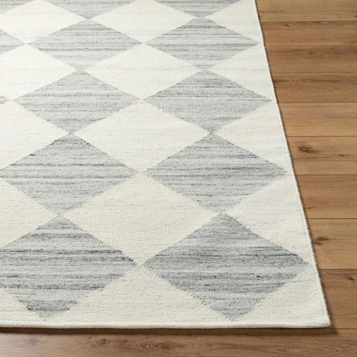 Vivir Antho Ivory VVAT-2303 2 ft. 6 in. X 8 ft. Rect. Rug