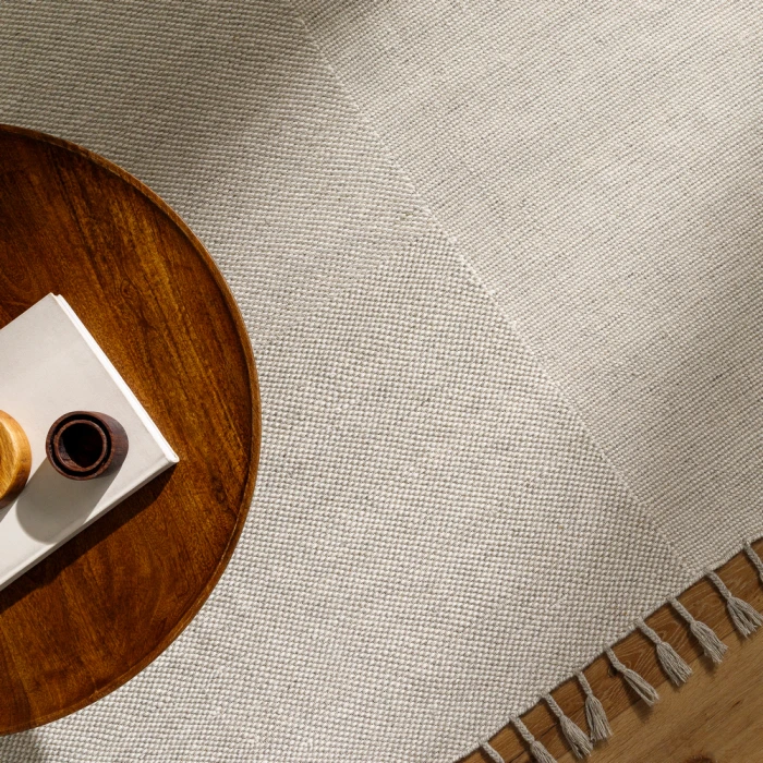 Surya Vivian Rug VVI2300