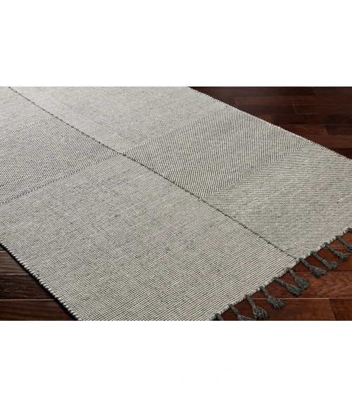 Surya Vivian Rug VVI2302