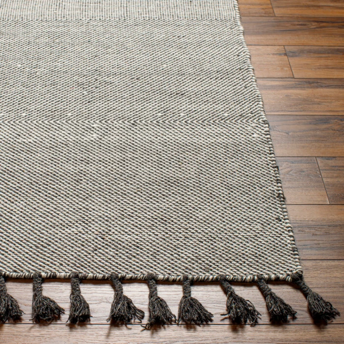 Surya Vivian Rug VVI2302