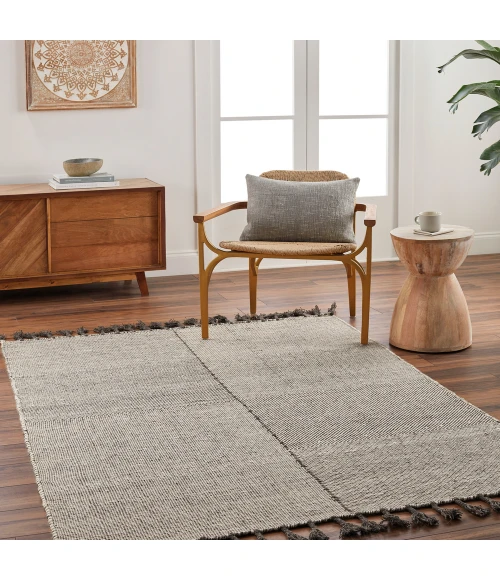 Surya Vivian Rug VVI2302