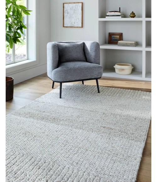Mae VVMA-2301 8 x 10 Handmade Rug