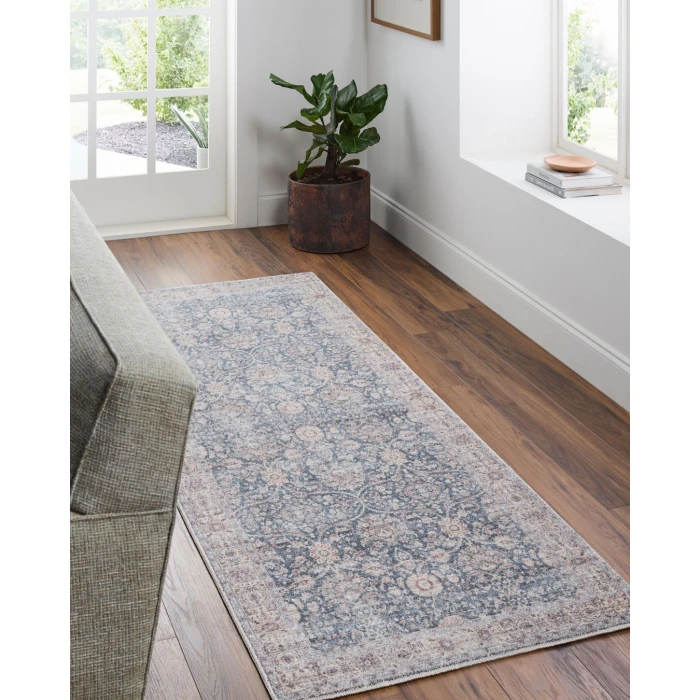 Vivir Mary Black VVMR-2300 2 ft. 7 in. X 7 ft. 3 in. Rect. Rug