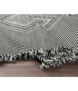 Surya Zanafi ZNF-2302 6' x 9' Rectangle Rug