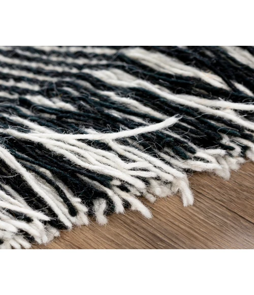 Surya Zanafi ZNF-2302 8 10 x 12  Rug