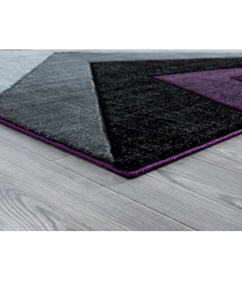 United Weavers Bristol Plum 2050-10082 5 ft. 3 in. X 7 ft. 6 in. Rectangle Rug