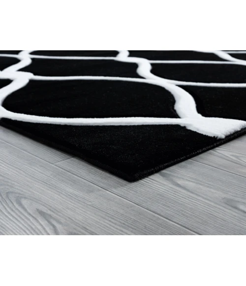 United Weavers Bristol Black 2050-11570 2 ft. 7 in. X 7 ft. 4 in. Rectangle Rug