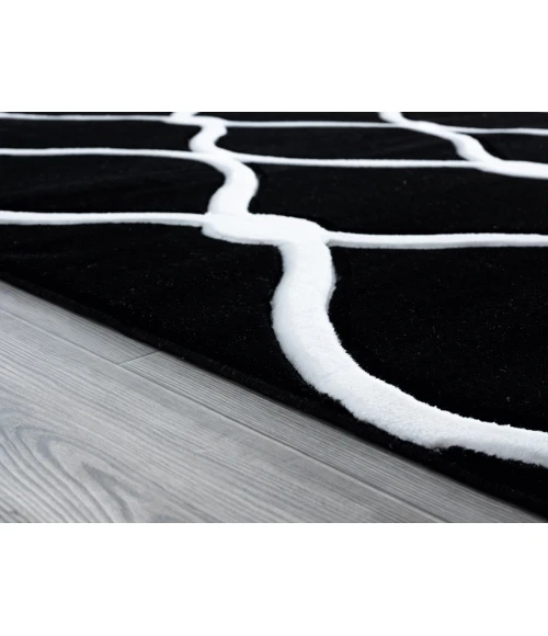 United Weavers Bristol Black 2050-11570 2 ft. 7 in. X 7 ft. 4 in. Rectangle Rug