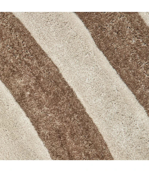 United Weavers Finesse Beige 2100-21626 7 ft. 10 in. X 10 ft. 6 in. Rectangle Rug