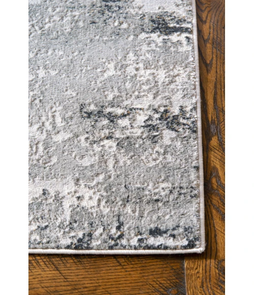 United Weavers Veronica Wheat 2610-20291 2 ft. 7 in. X 7 ft. 2 in. Rectangle Rug