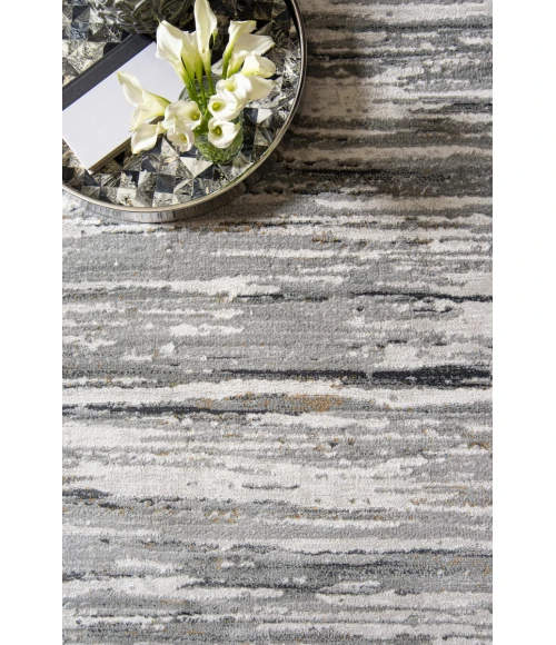 United Weavers Veronica Wheat 2610-20591 2 ft. 7 in. X 7 ft. 2 in. Rectangle Rug