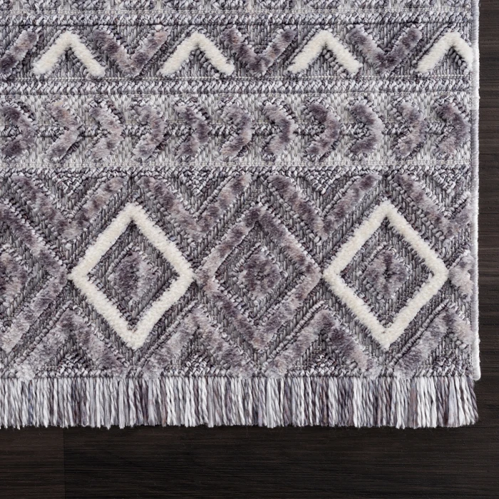 United Weavers Chelsea  Smoke  2920-81177 5 ft. 3 in. X 7 ft. 2 in. Rectangle Rug