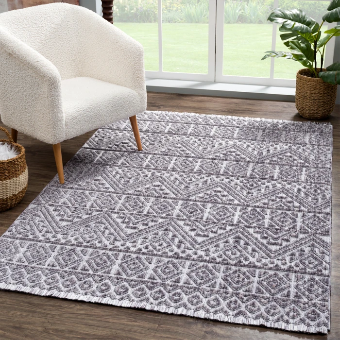 United Weavers Chelsea  Smoke  2920-81277 1 ft. 10 in. X 3 ft. Rectangle Rug