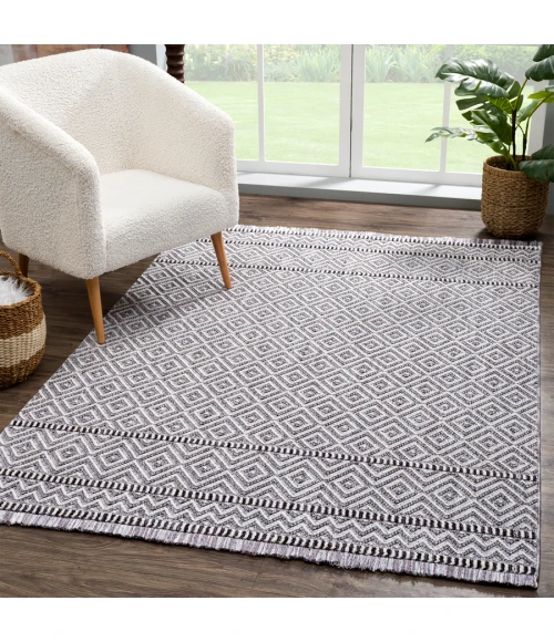 United Weavers Chelsea  Grey 2920-81872 5 ft. 3 in. X 7 ft. 2 in. Rectangle Rug