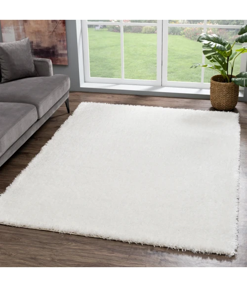United Weavers Aubrey White 3100-61099 5 ft. 3 X 7 ft. 2 in. Rectangle Rug