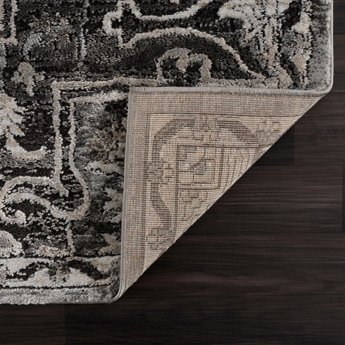 United Weavers Portsmouth Grey 3110-40472 1 ft. 10 in. X 3 ft. Rectangle Rug