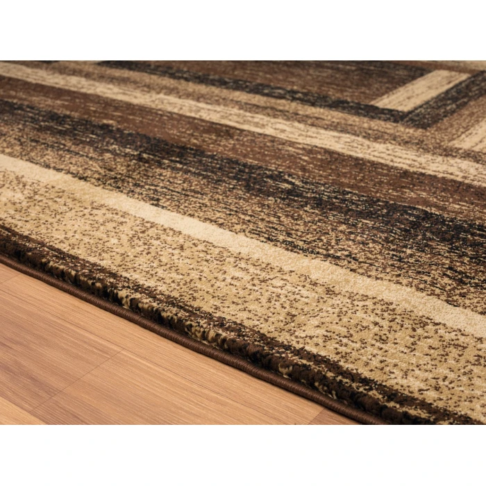 United Weavers Highlands Brown 3115-60550 5 ft. 3 in. X 7 ft. 2 in. Rectangle Rug