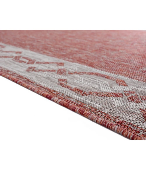 United Weavers Augusta Terracotta 3900-10029 5 ft. 3 in. X 7 ft. 6 in. Rectangle Rug
