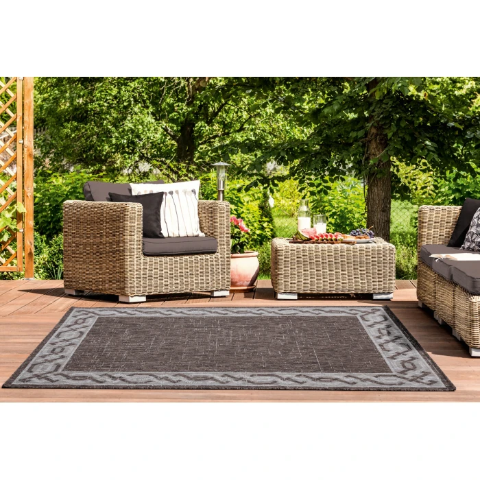 United Weavers Augusta Brown 3900-10050 7 ft. 10 in. X 10 ft. 6 in. Rectangle Rug