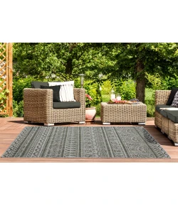 United Weavers Augusta Green 3900-10145 7 ft. 10 in. X 10 ft. 6 in. Rectangle Rug