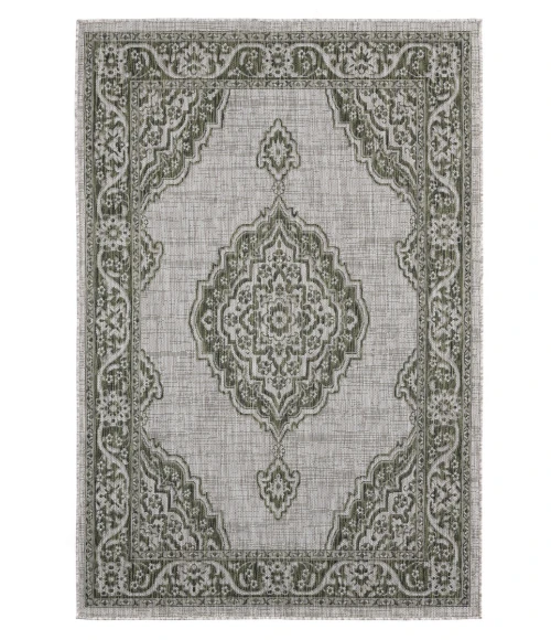 United Weavers Augusta Green 3900-10245 5 ft. 3 in. X 7 ft. 6 in. Rectangle Rug